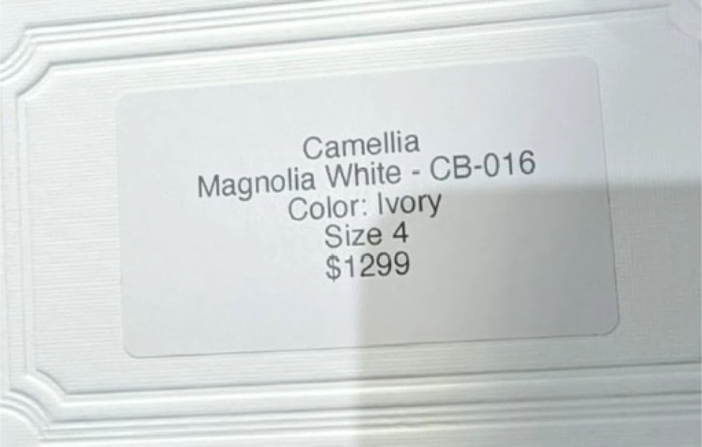 Wedding dress Camellia Magnolia White - Size 4 - photo 3