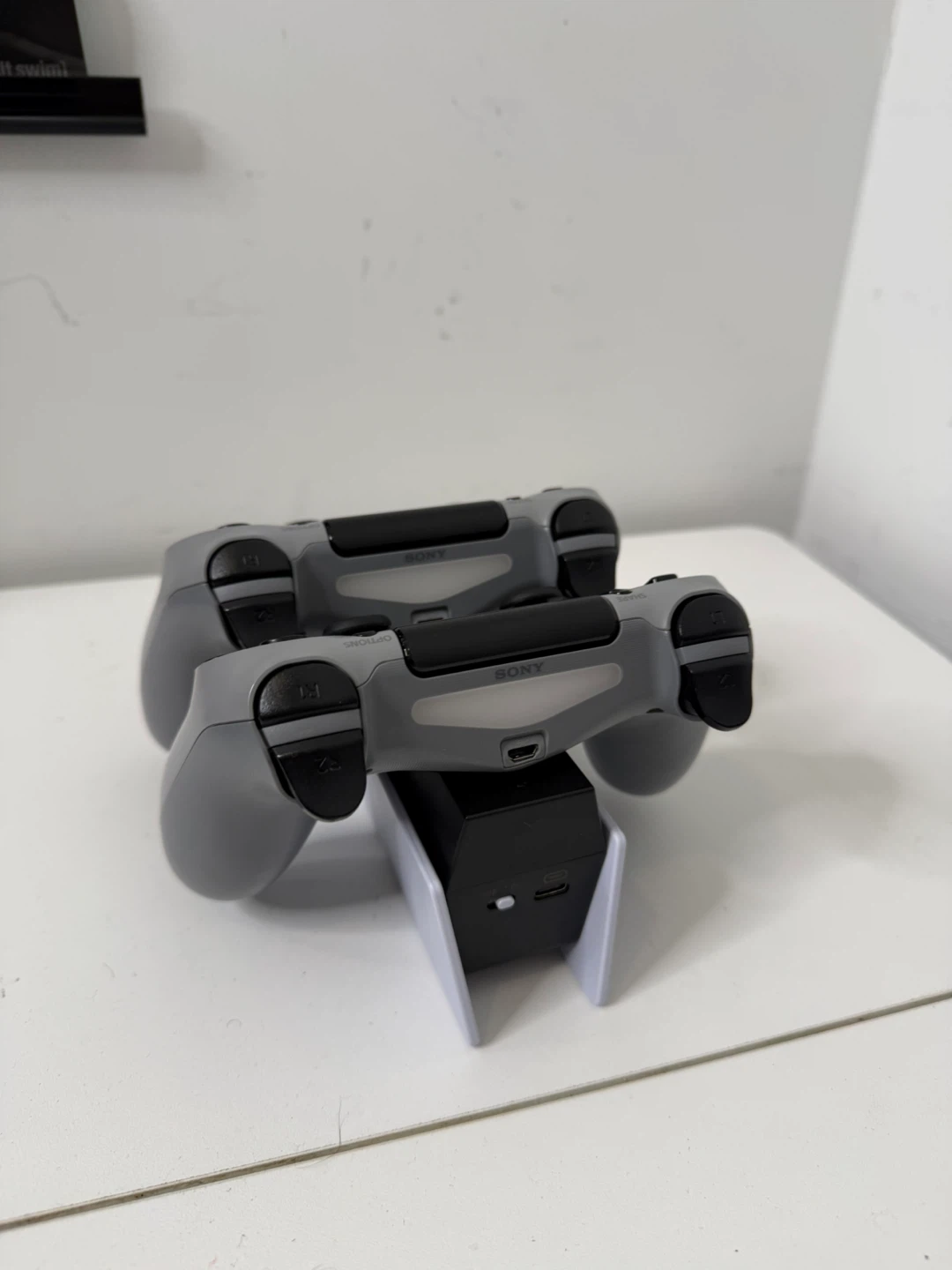 Two DualShock 4 Anniversary edition with charger - photo 3