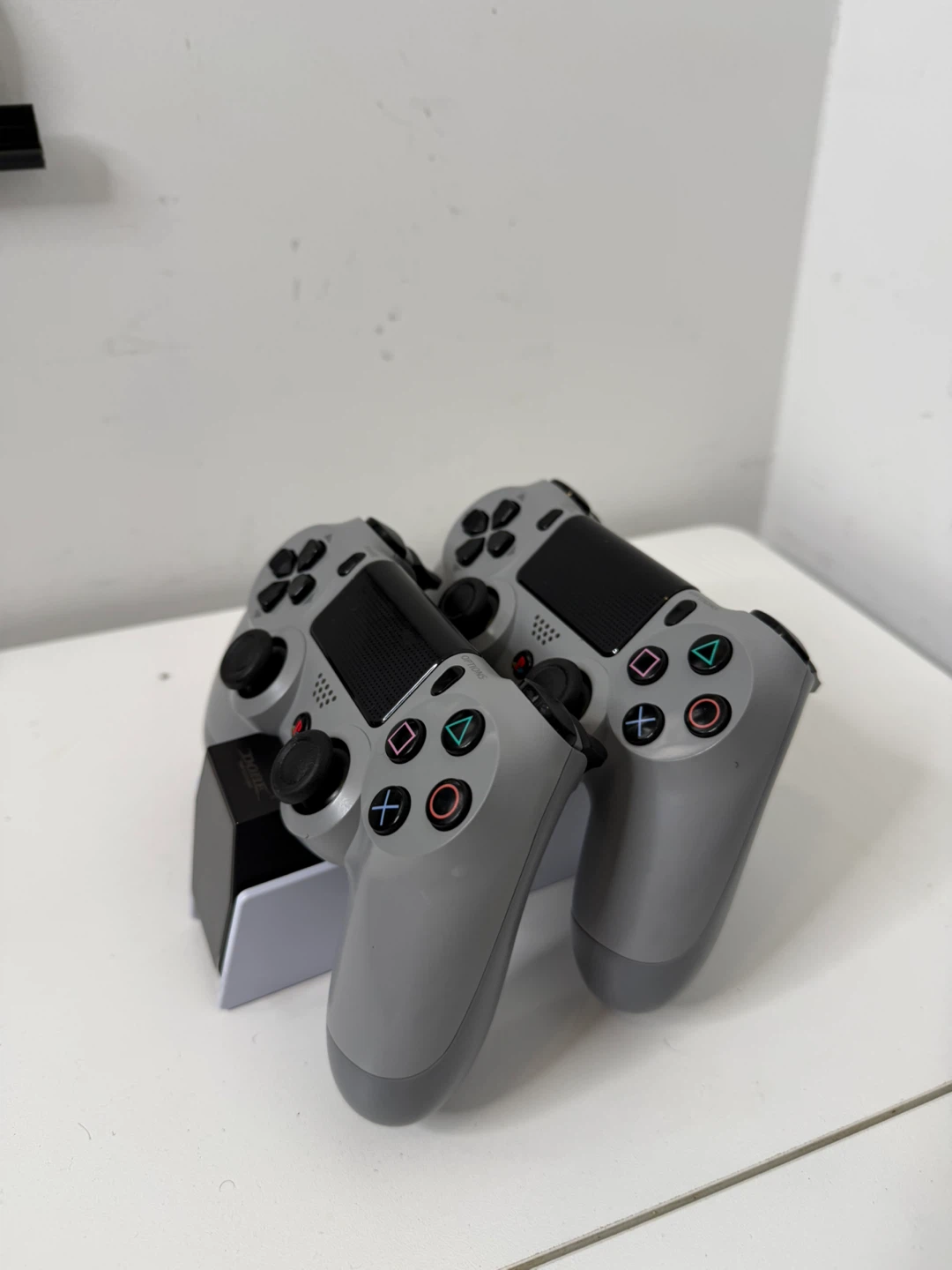 Two DualShock 4 Anniversary edition with charger - photo 2
