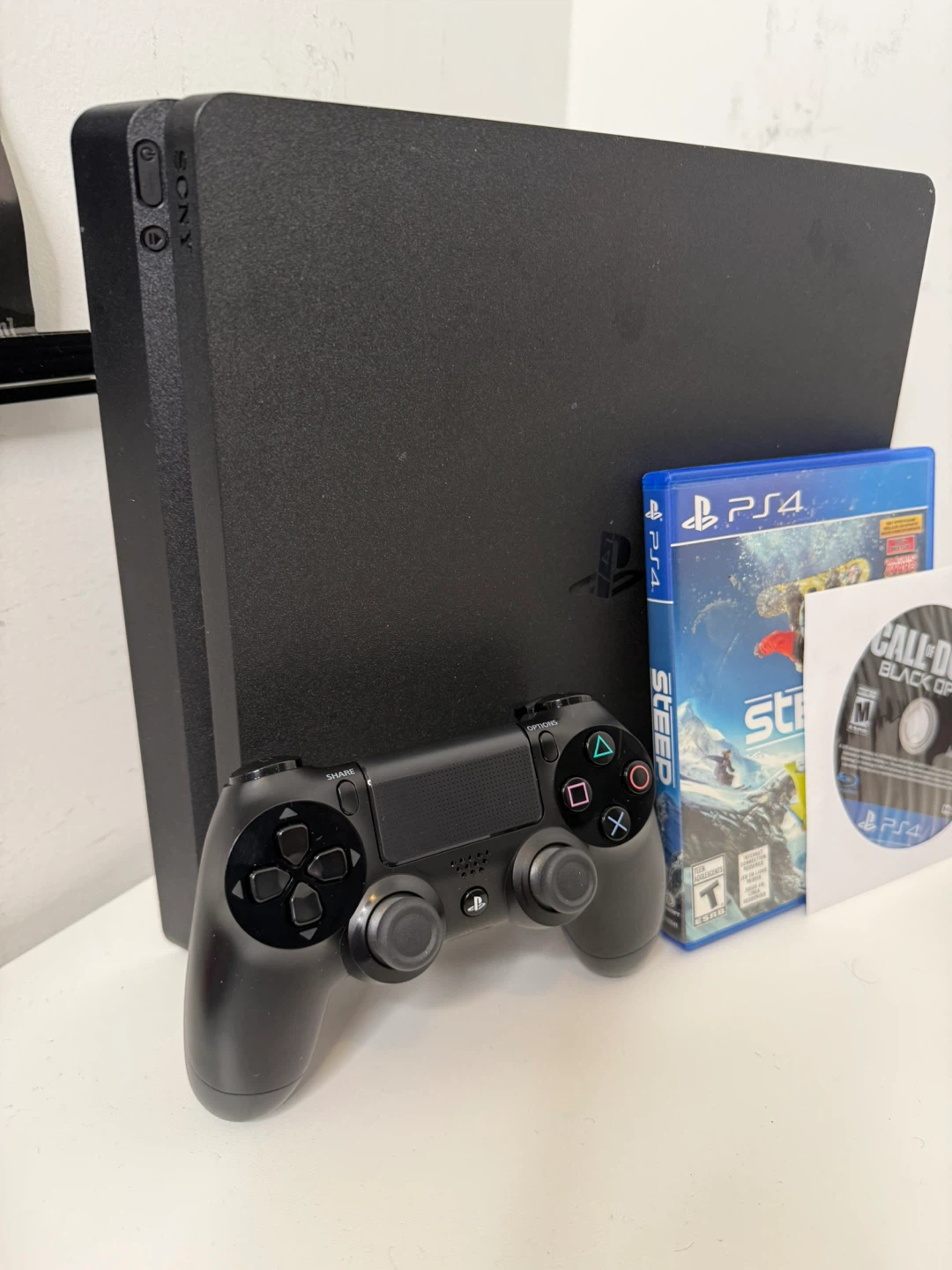 PlayStation 4 Slim + Games - photo 2