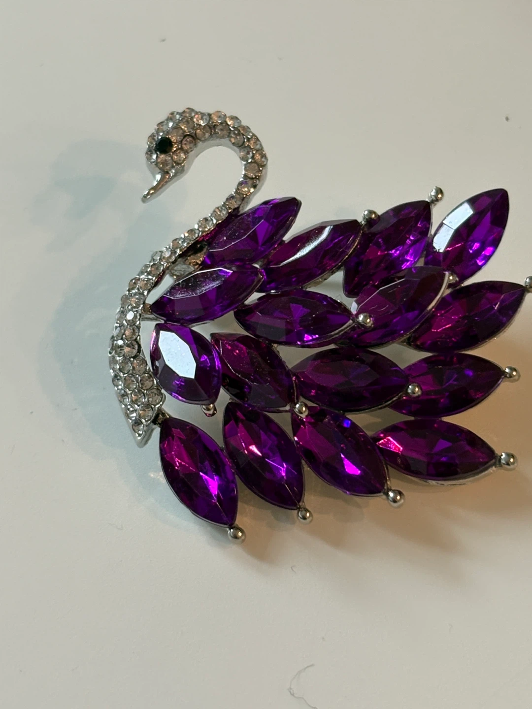Beautiful Swan Brooch - Purple & Silver! - photo 2