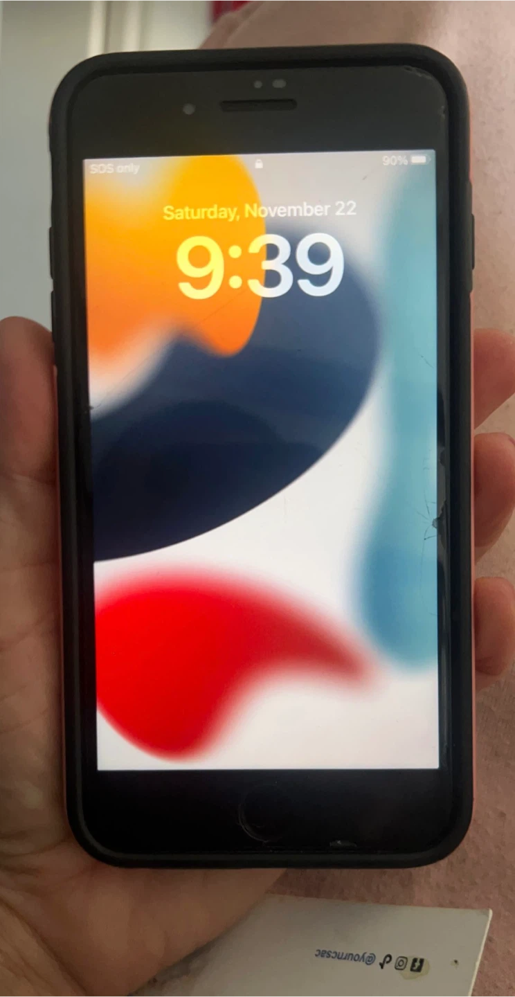 Used iPhone 8 Plus - Cracked Screen