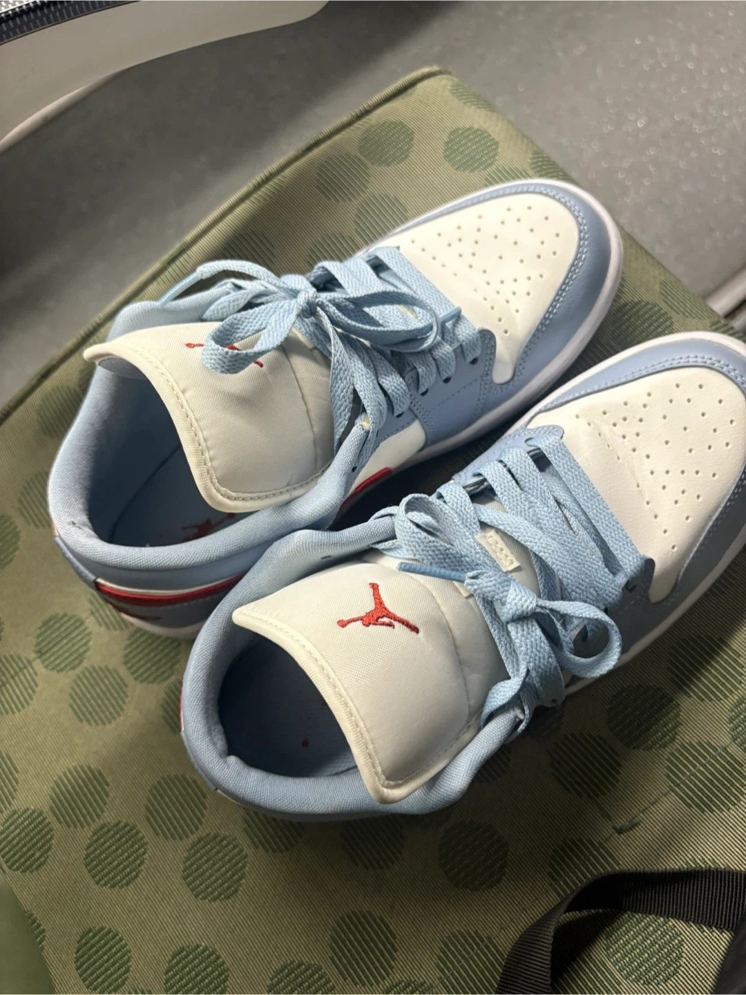 Air Jordan 1 Low Powder Blue Size 7.5