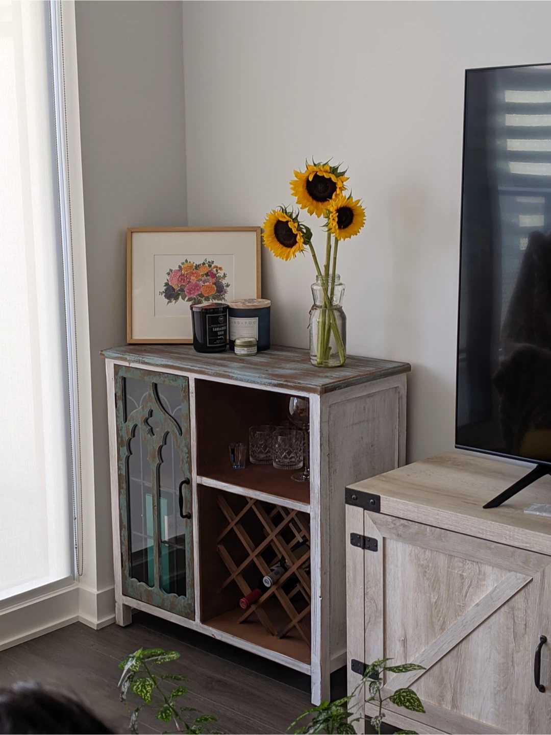 Whitewashed Bar Cabinet with Wine Rack - photo 2