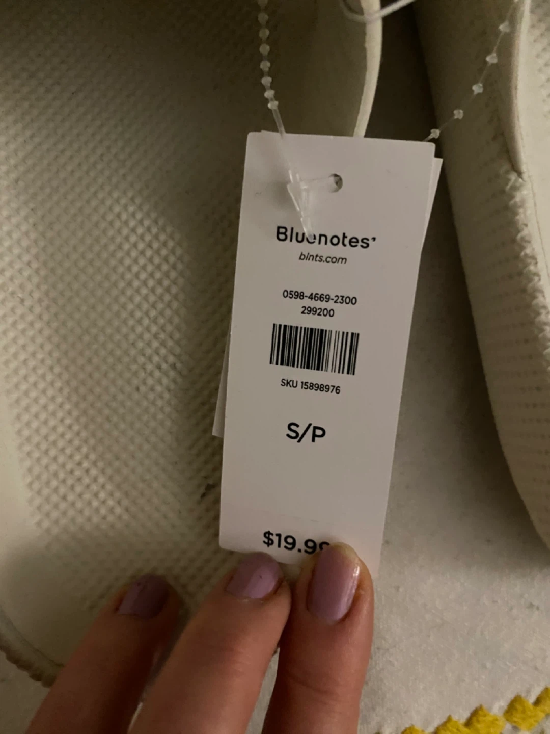 White Pillow Slides Sandals, size 7 - photo 5