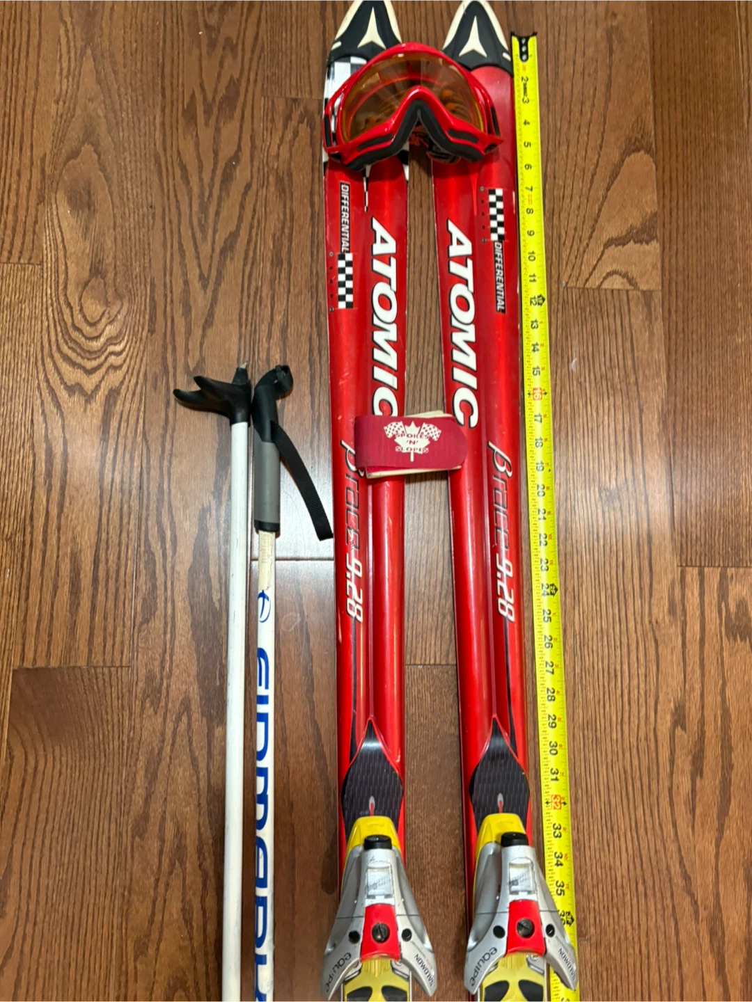 Atomic Beta 9.28 Skis 188cm with Poles