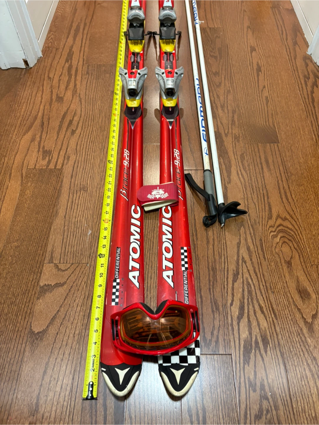 Atomic Beta 9.28 Skis 188cm with Poles - photo 2
