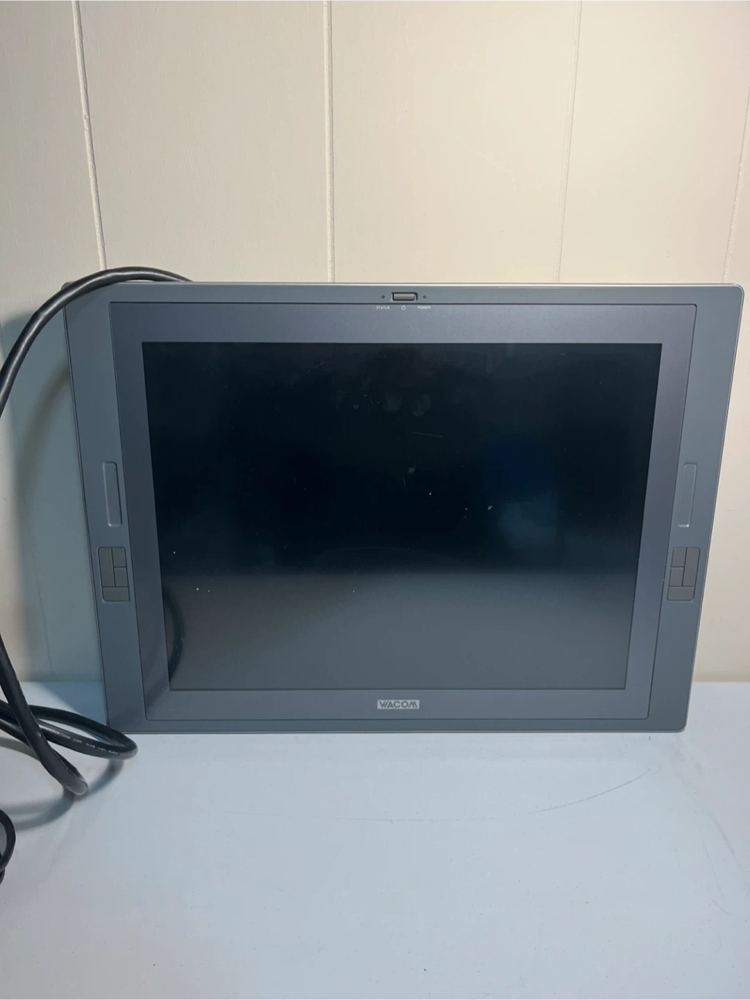 Wacom DTZ-2100 LCD Tablet