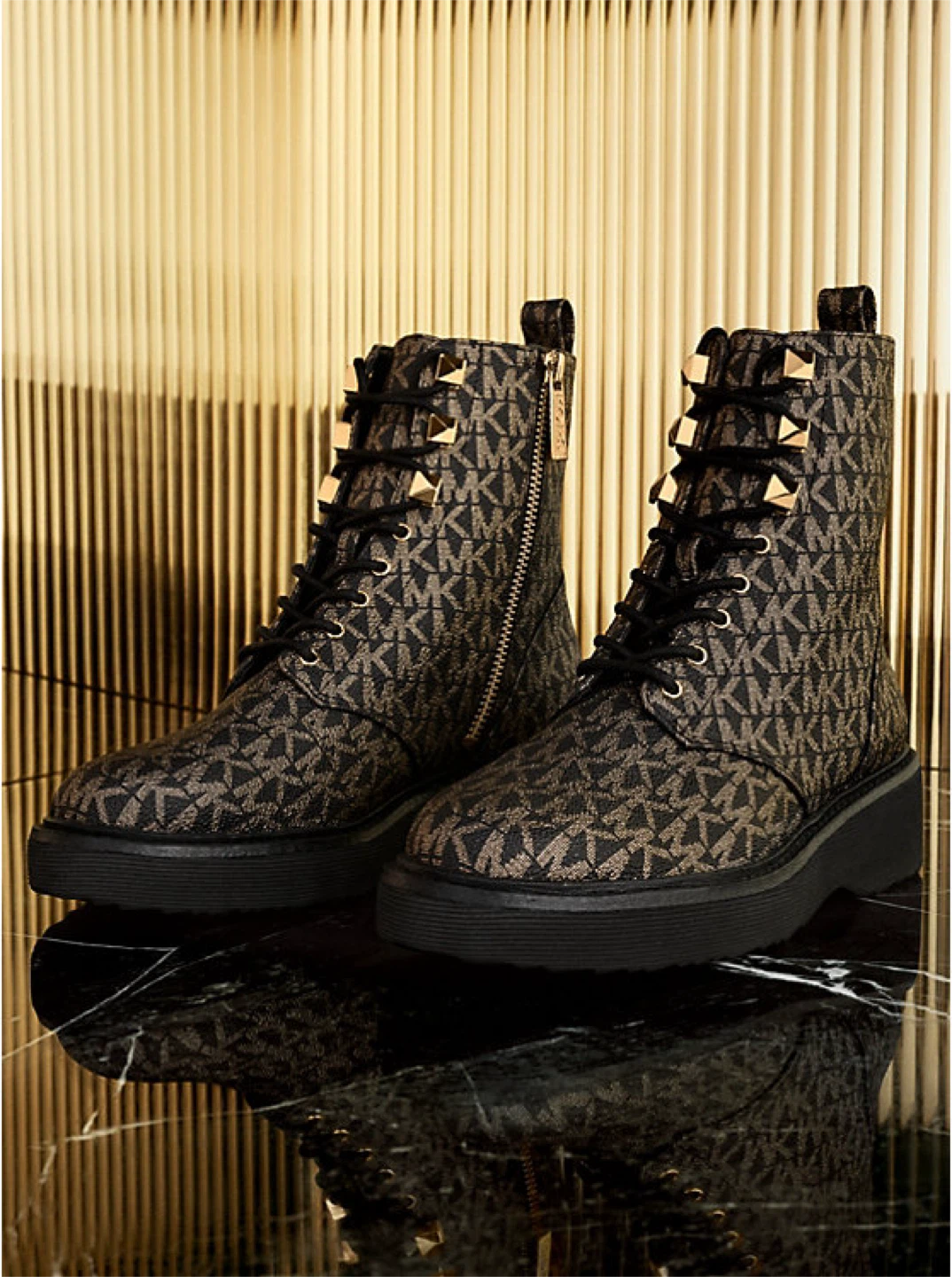 Michael Kors Bryce Lug Boot Size 7 - photo 3