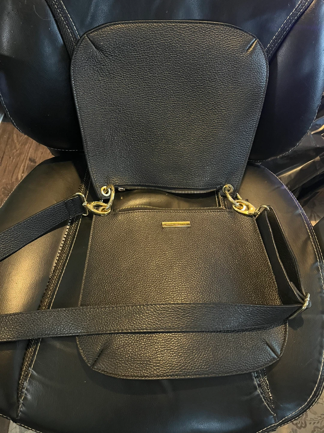 Ron White Black Leather Crossbody Bag - photo 4