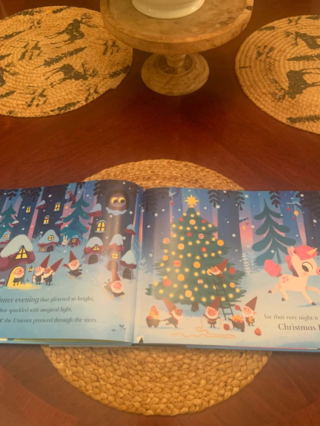 Ten Minutes to Bed: Little Unicorn's Christmas Book - photo 5
