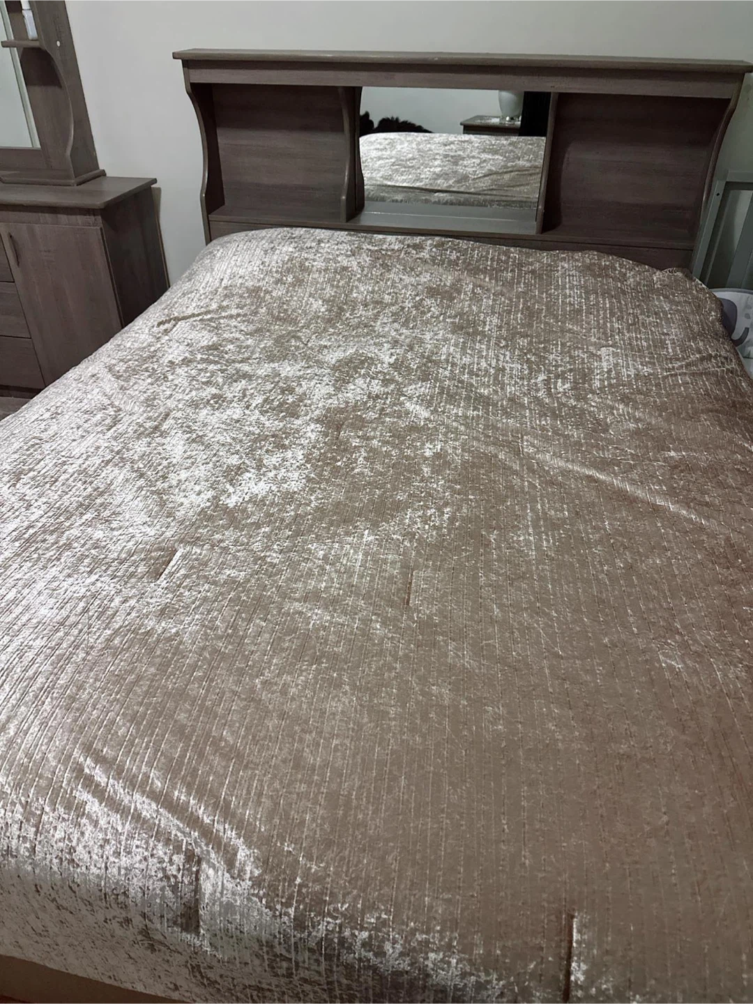 Bedroom Set - Wardrobe, Nightstands, Bed Frame, Mirror, Dresser - photo 4