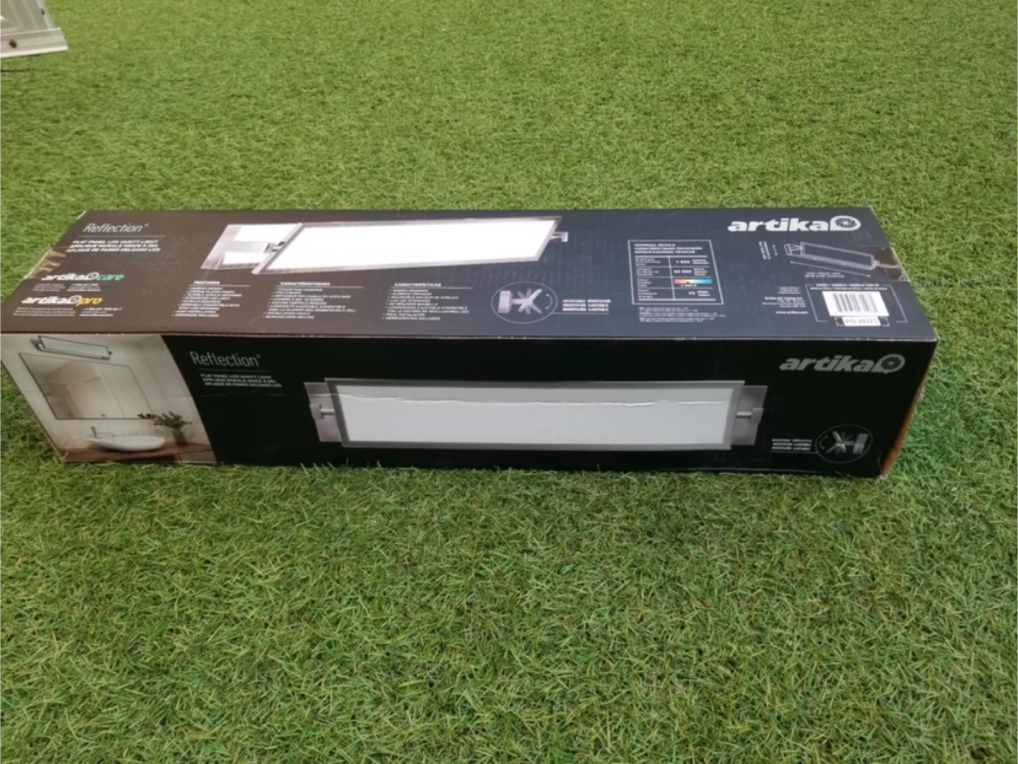 Artika Reflection LED Vanity Light - New in Box! - photo 2