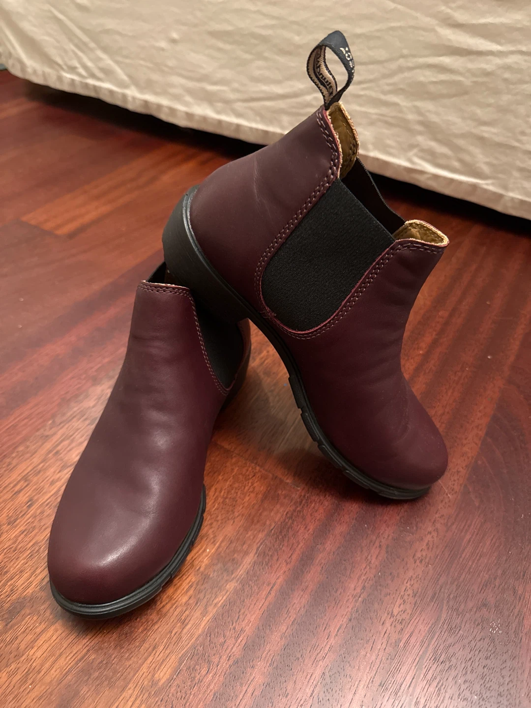 Blundstone WOMEN’S low heel ankle boot style # 2176 in Shiraz