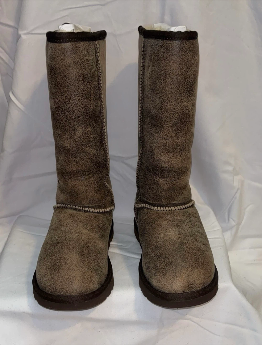 UGG Tall Brown - Size 6 Women’s - photo 3