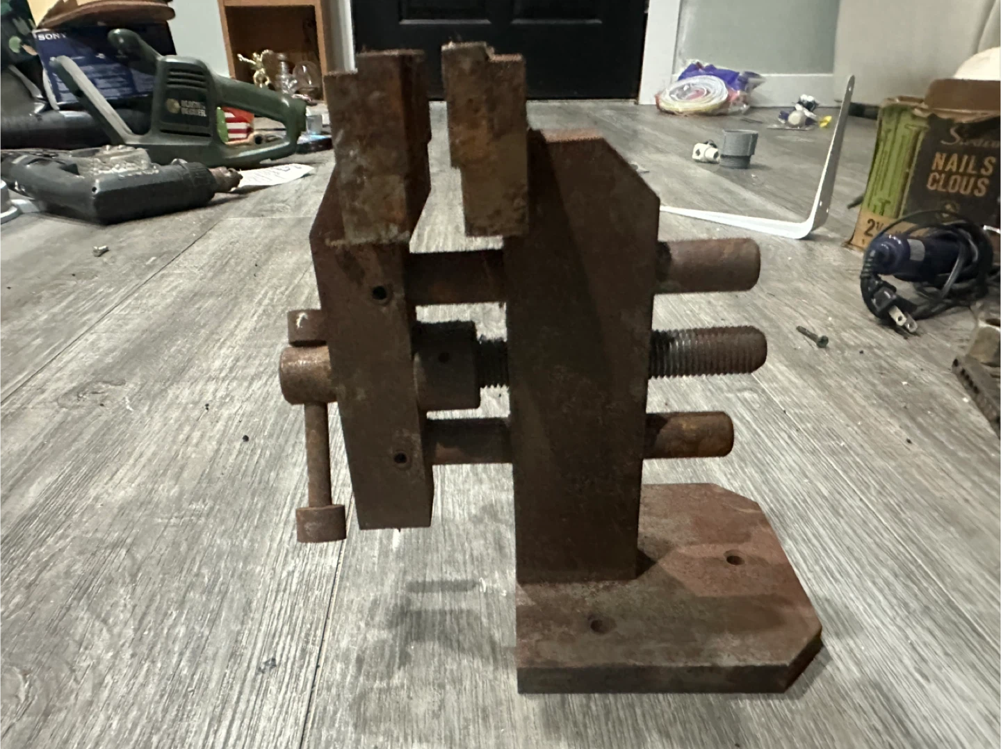 Bench Vise - photo 2