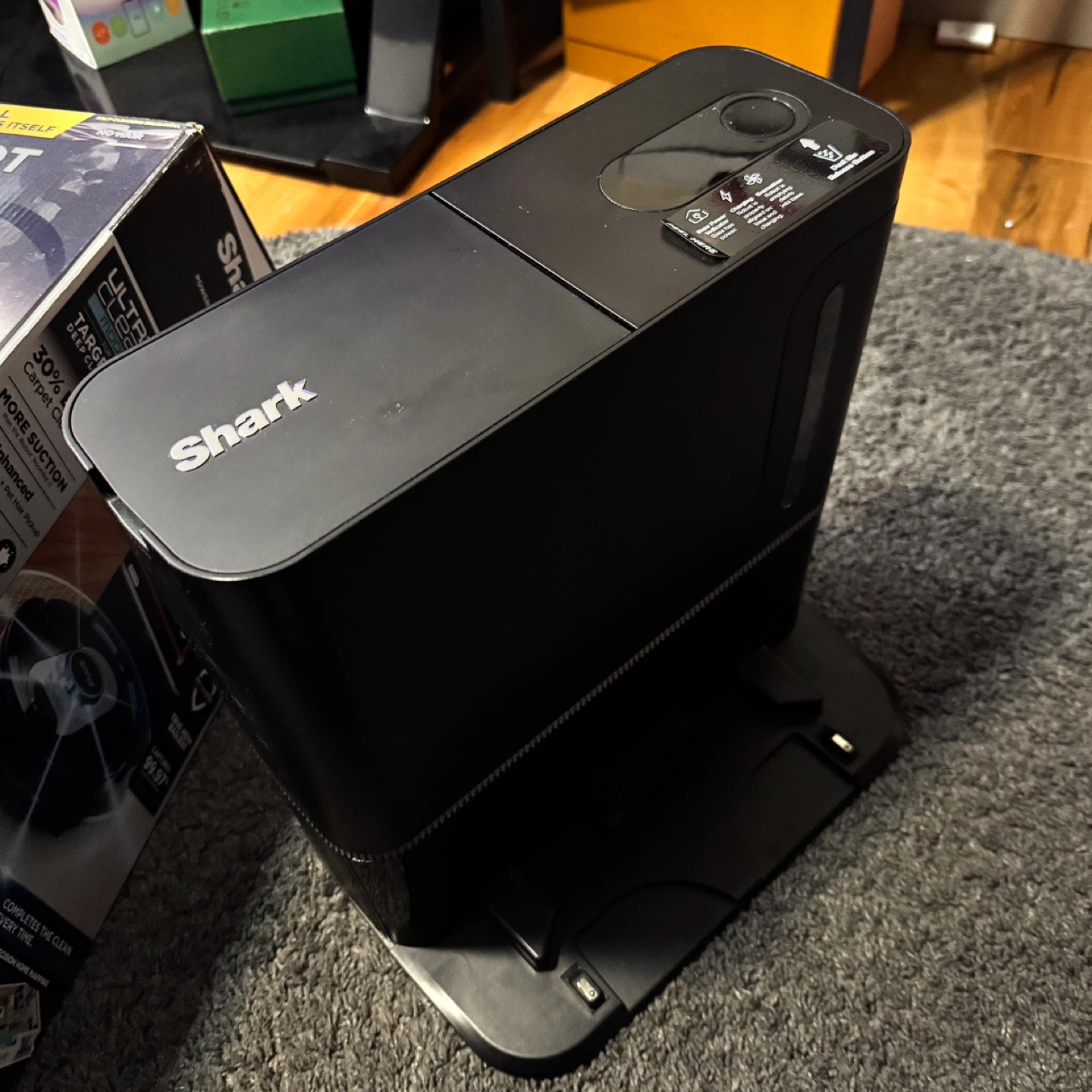Shark AI Robot Vacuum Self-Empty XL - photo 4