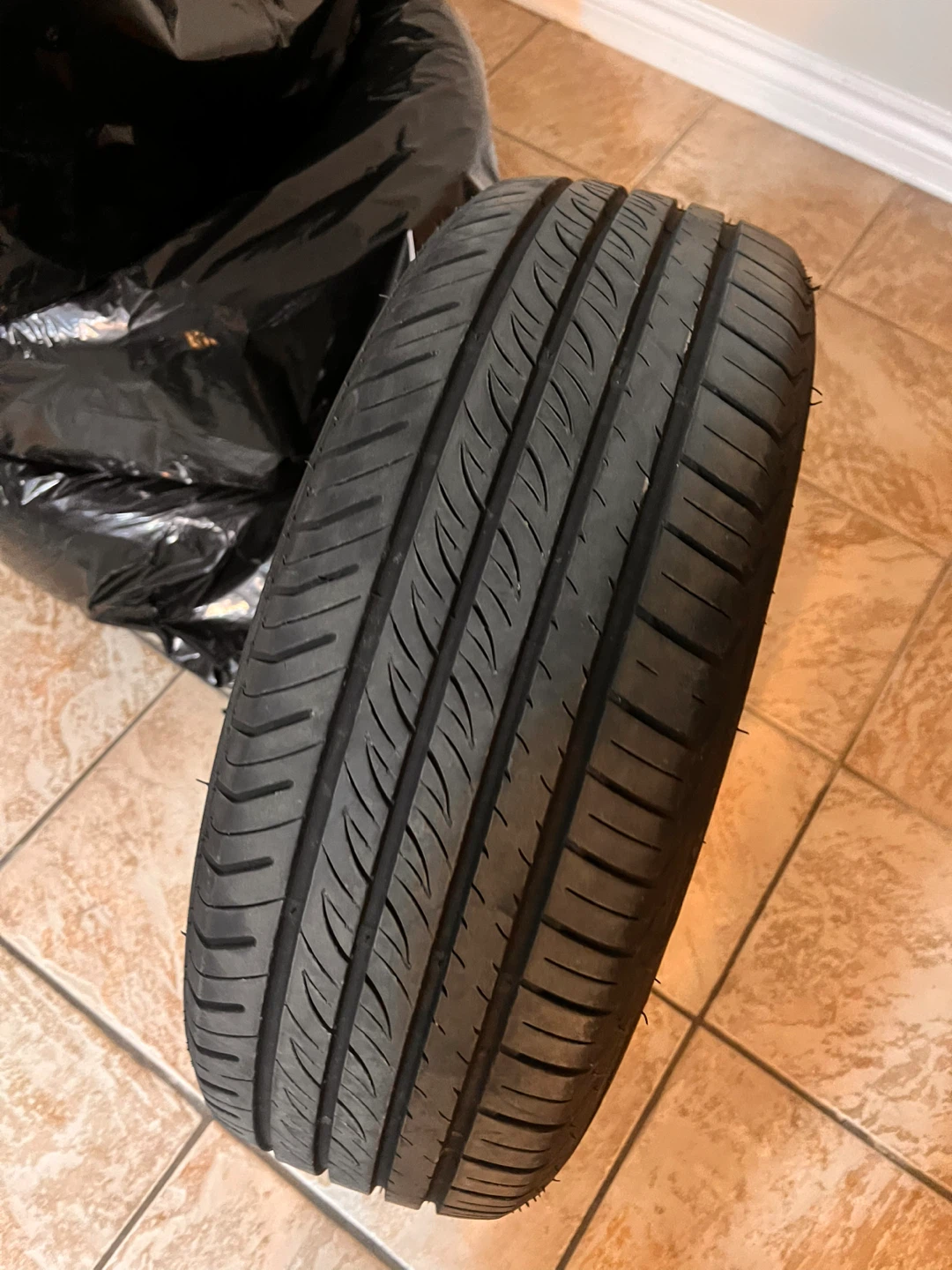 205/60R16 all Season Tires, 75 %+ Tread