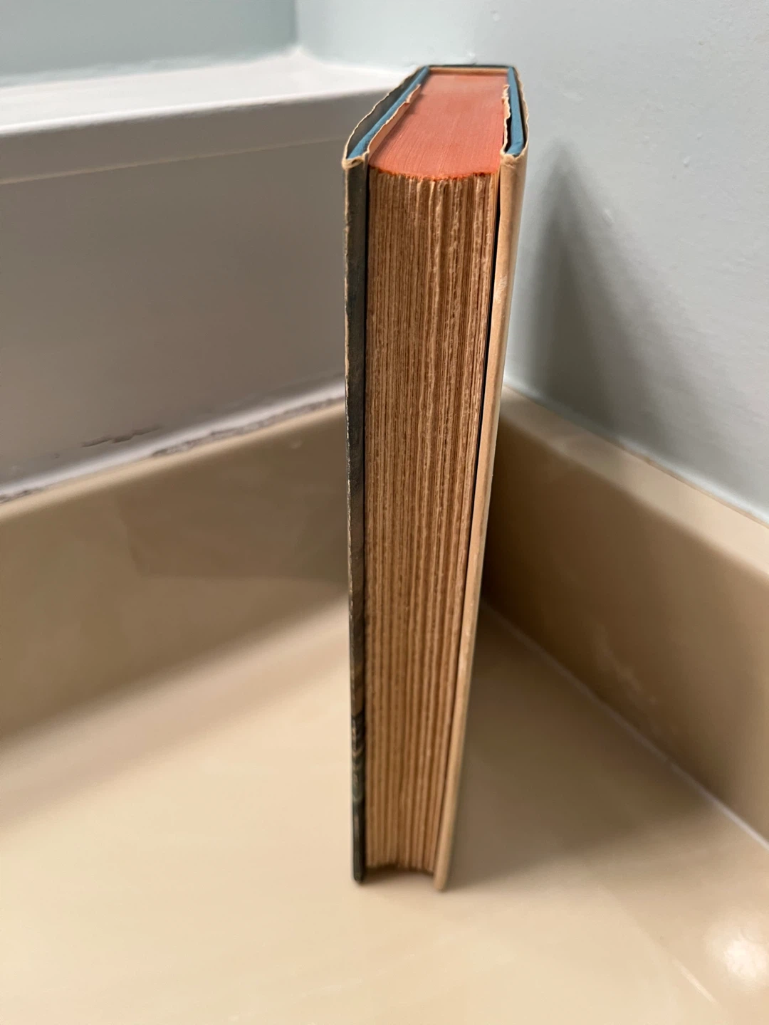 Mutiny on the Bounty Vintage 1960 Hardcover Book - photo 4