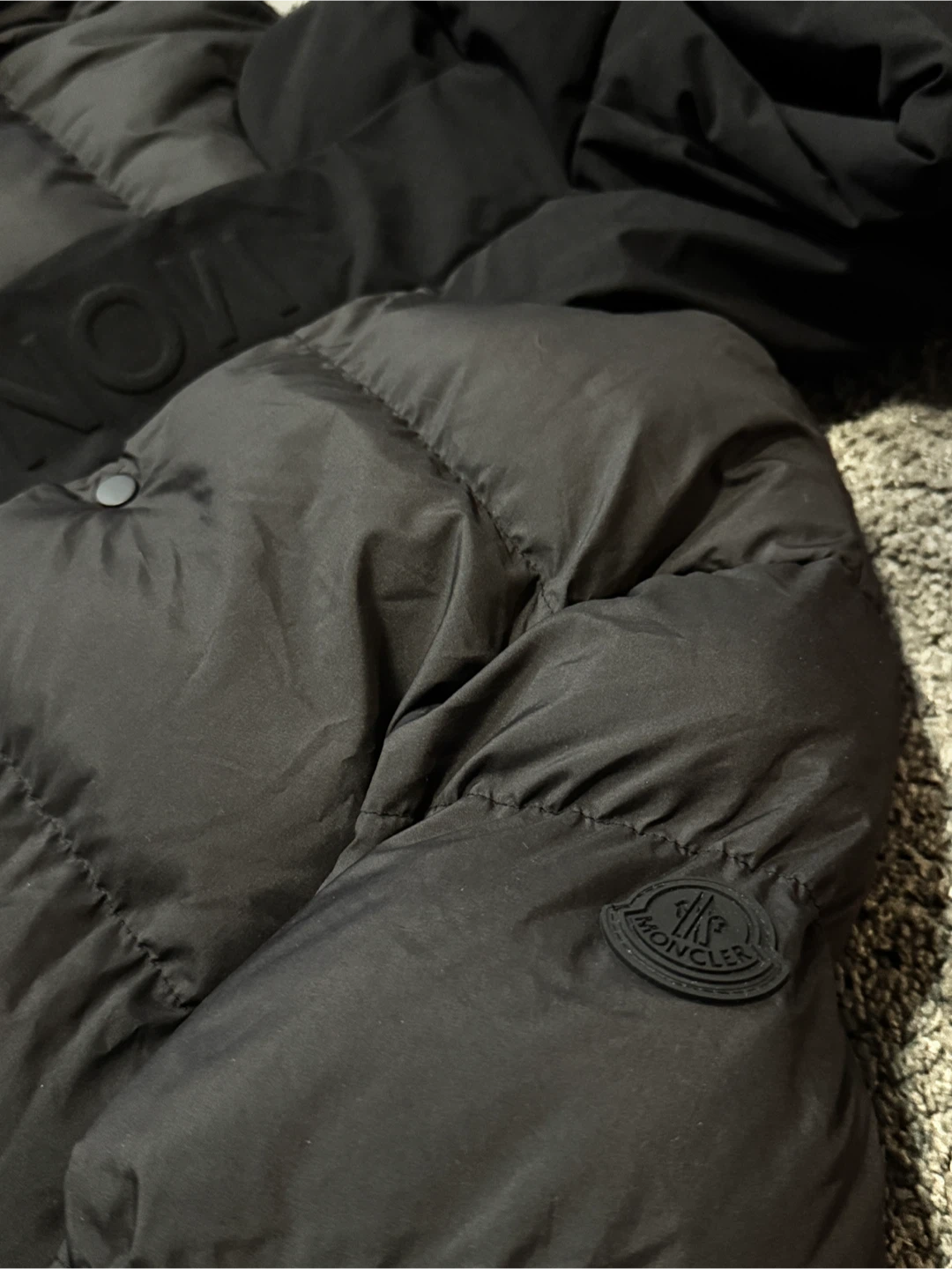 Moncler Black Puffer Jacket - photo 2