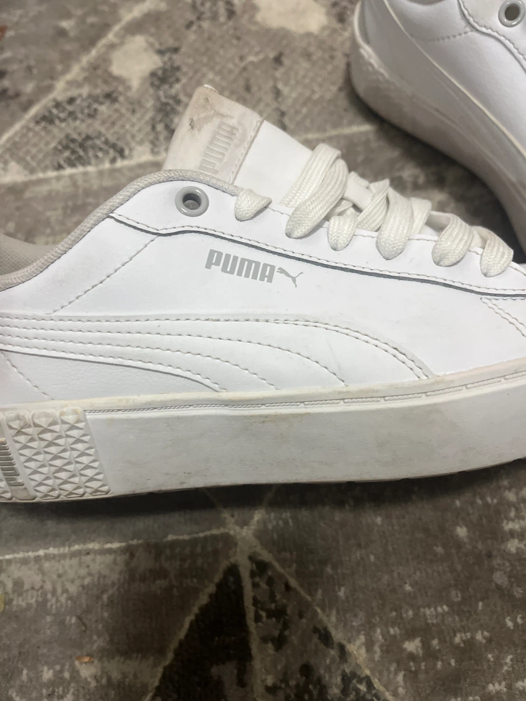 Puma White Leather Sneakers - Women's Size 8.5 - photo 3
