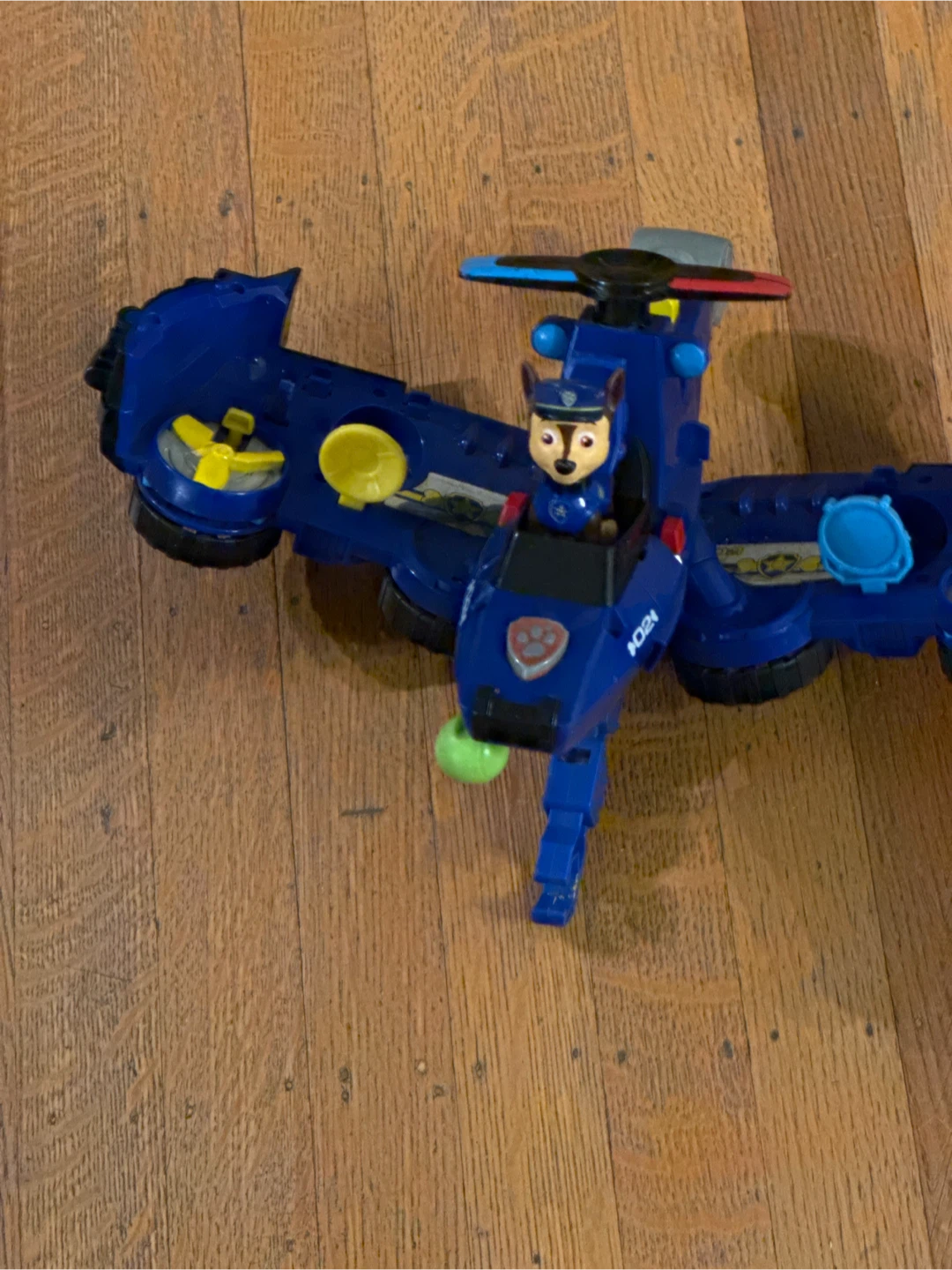 Paw Patrol Chase’s Transforming Movie City Cruiser - photo 2