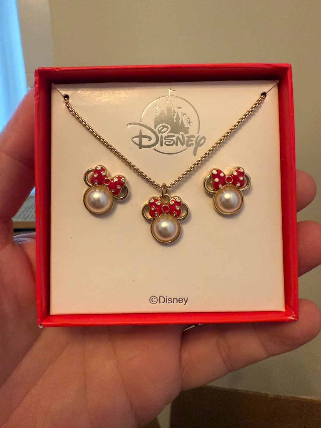 Disney Minnie Mouse Pearl Necklace & Earrings Set