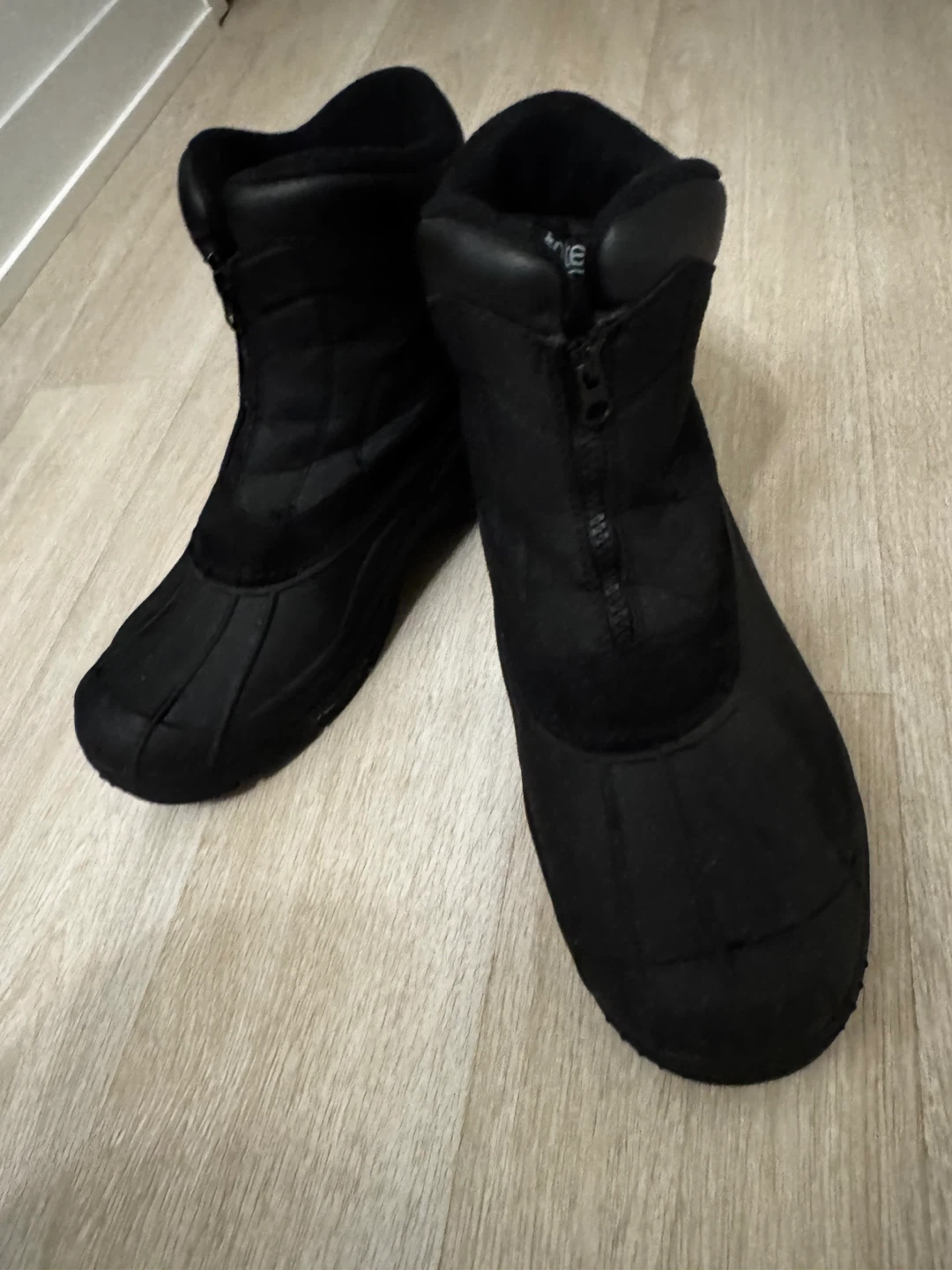 Black Winter Boots