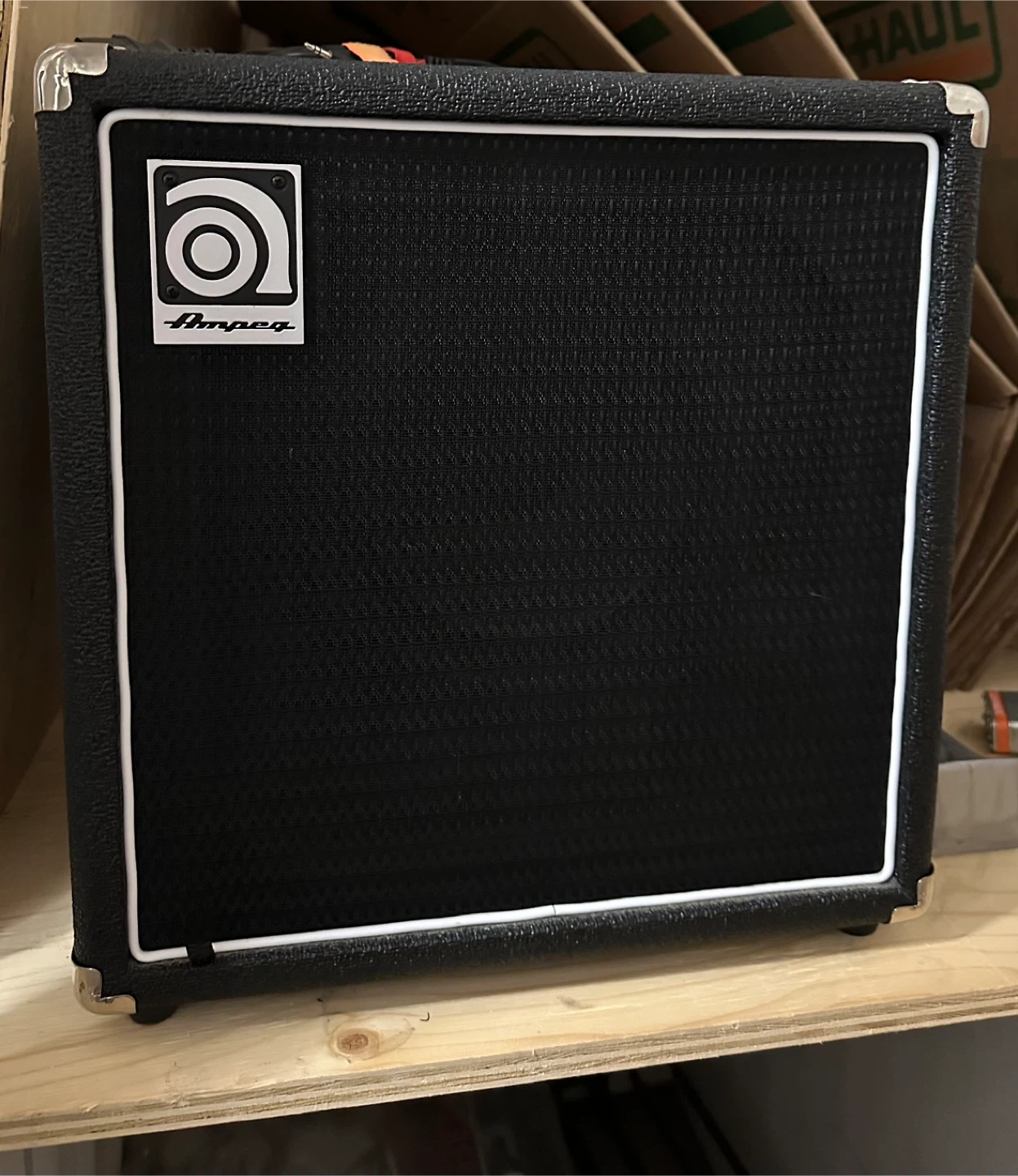 Ampeg BA-108 Bass Amplifier