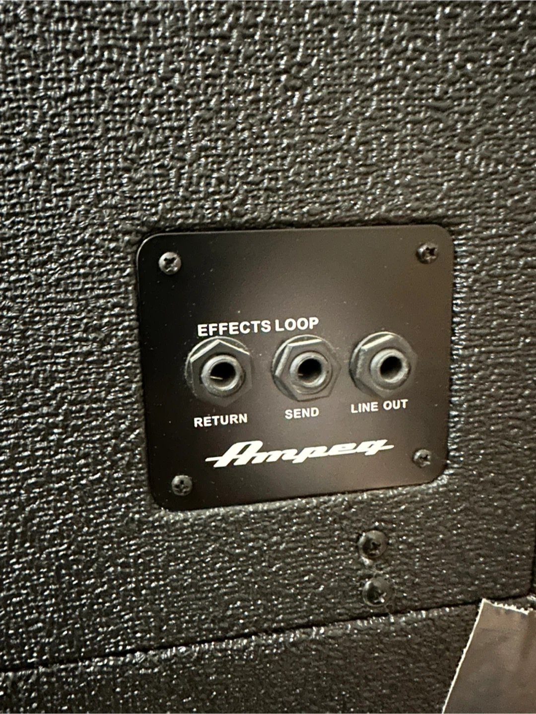 Ampeg BA-108 Bass Amplifier - photo 3