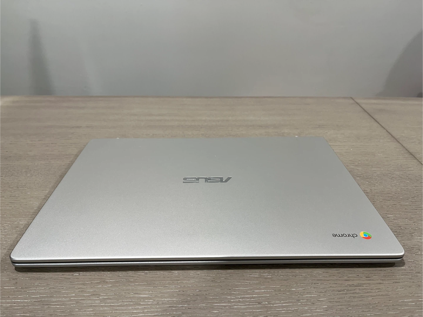 ASUS Chromebook Laptop - Silver
