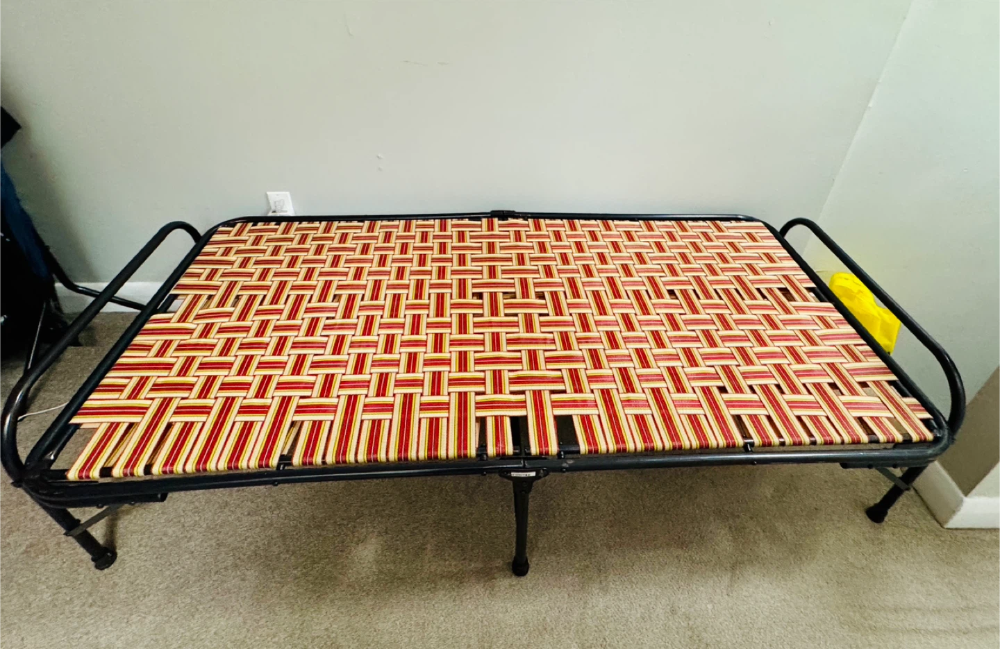 Folding bed