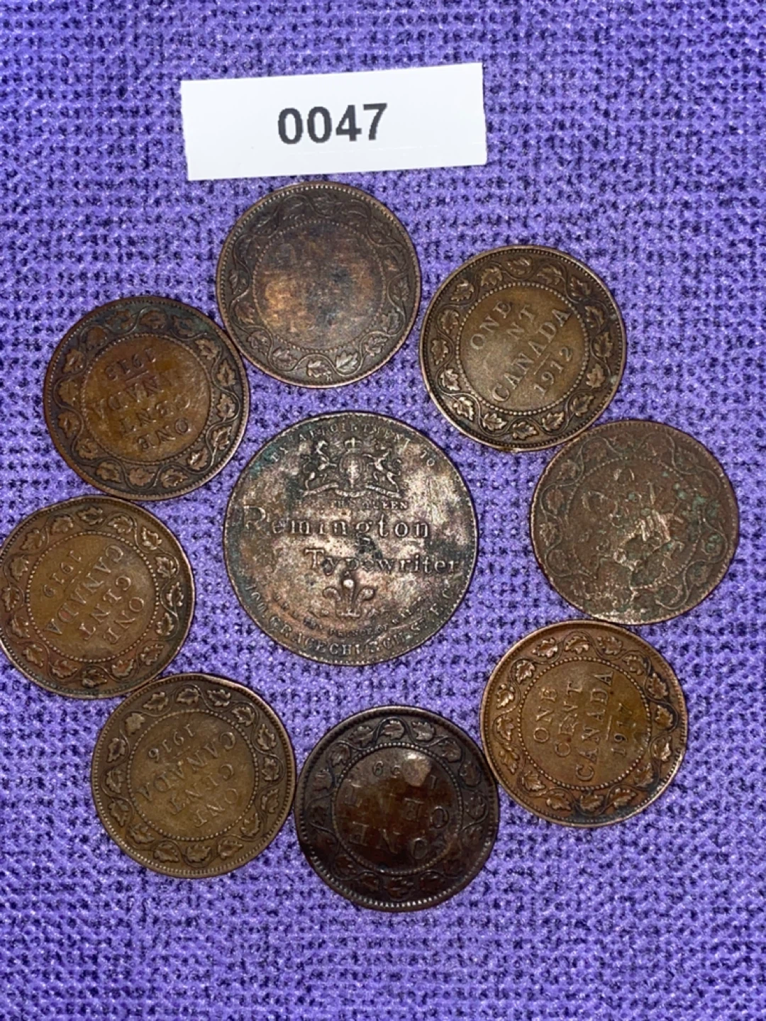 Vintage Canadian One Cent Coins - photo 4