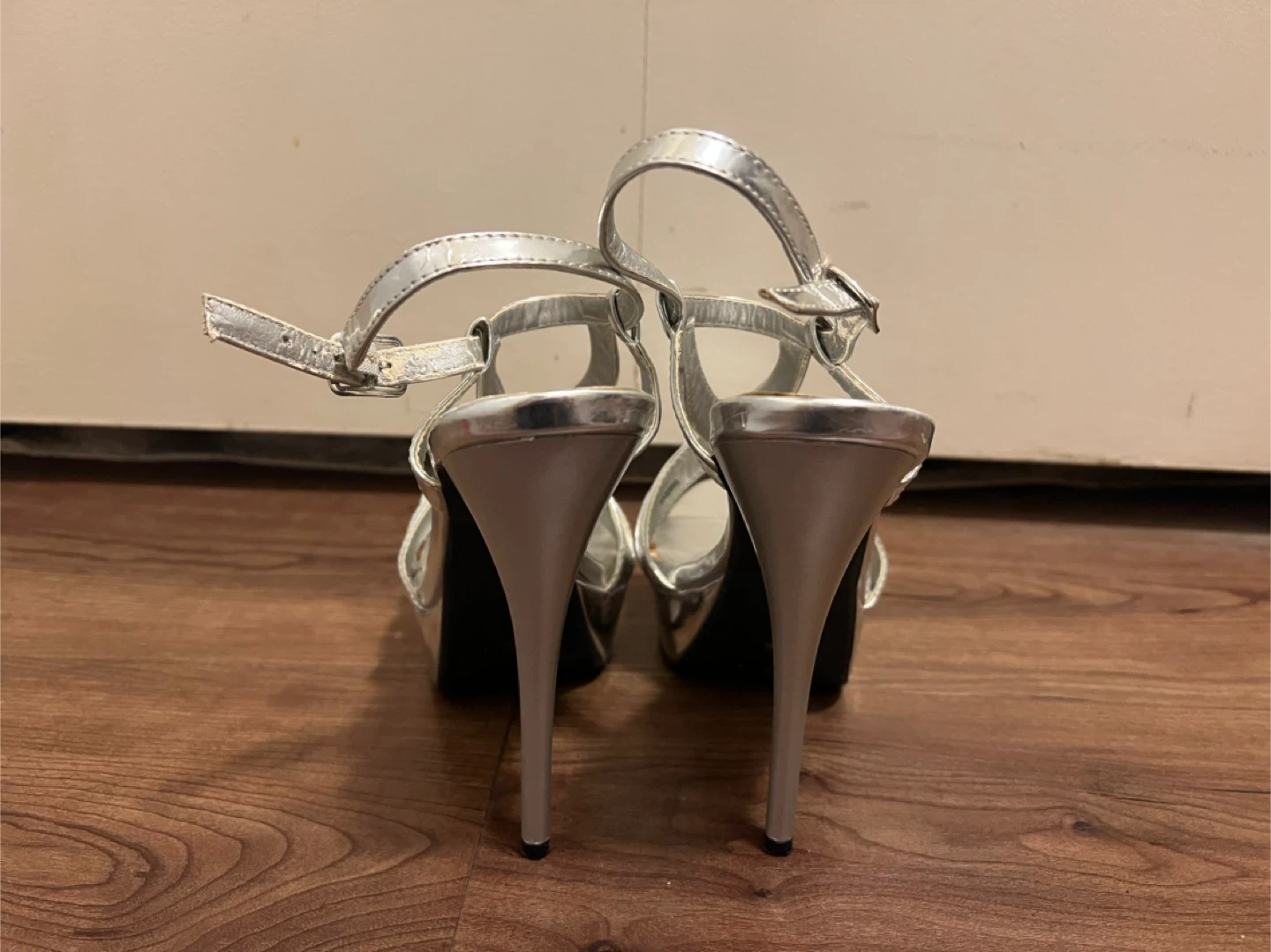 Charlotte Russe Silver Platform Heels - photo 3