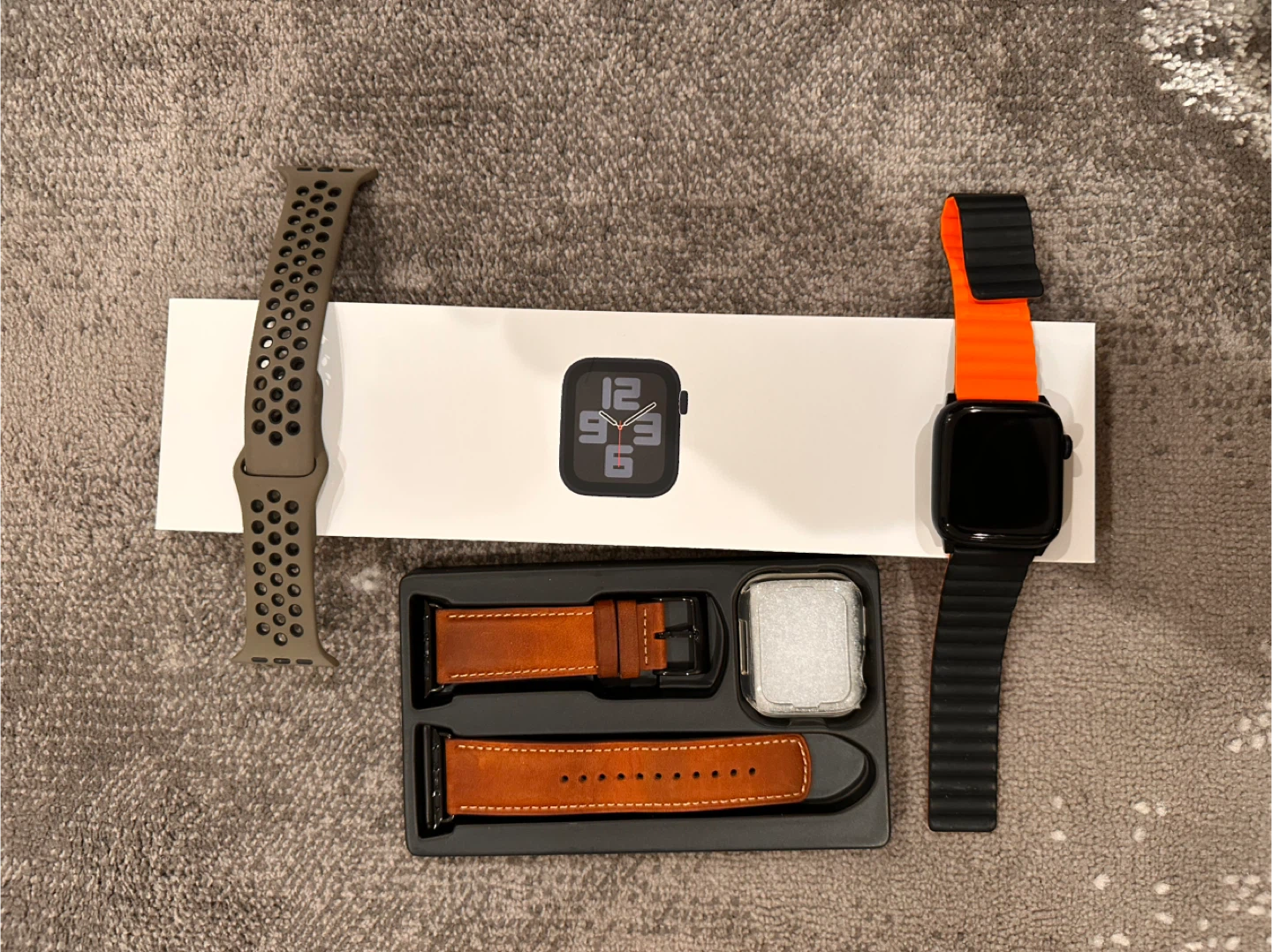 Apple Watch SE 2nd Gen 40MM  - photo 2