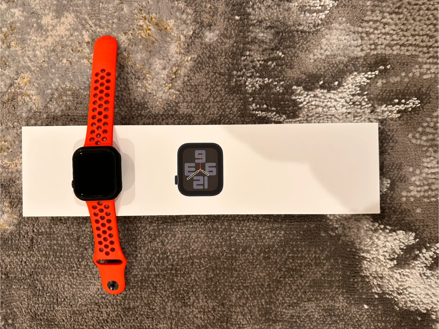 Apple Watch SE 2nd Gen 40MM 