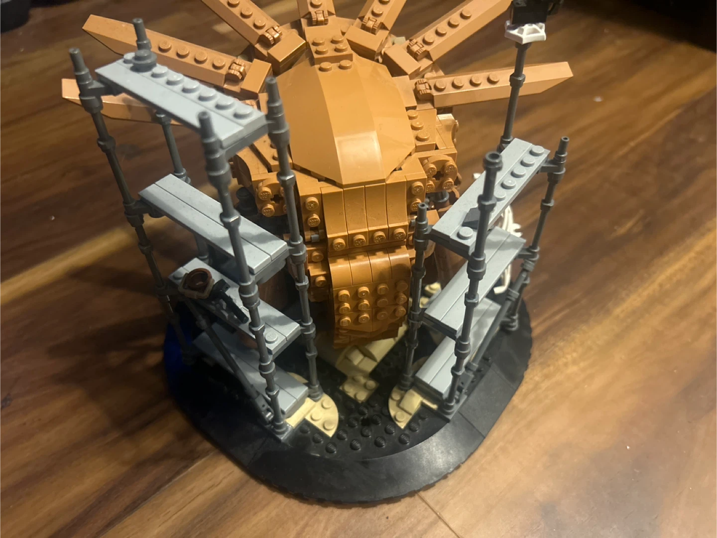 LEGO Statue of Liberty head - photo 4