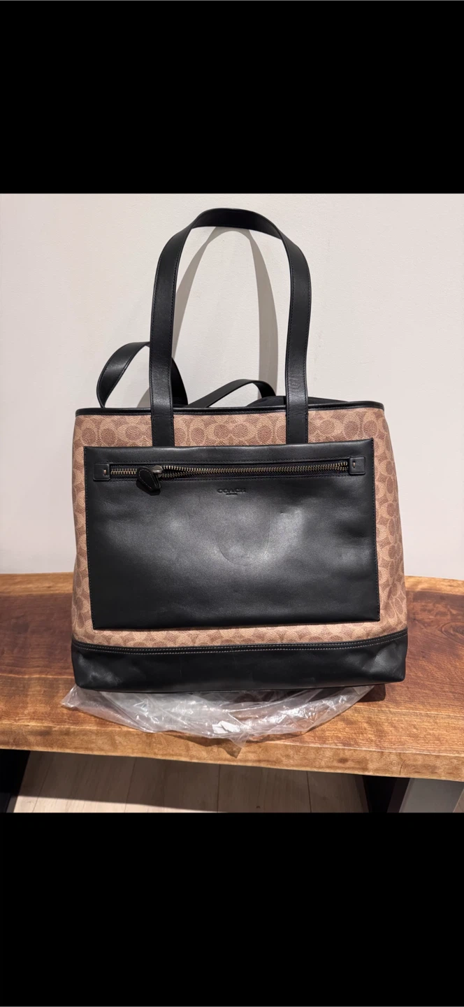 Coach Academy Travel Tote in Signature Canvas - photo 2