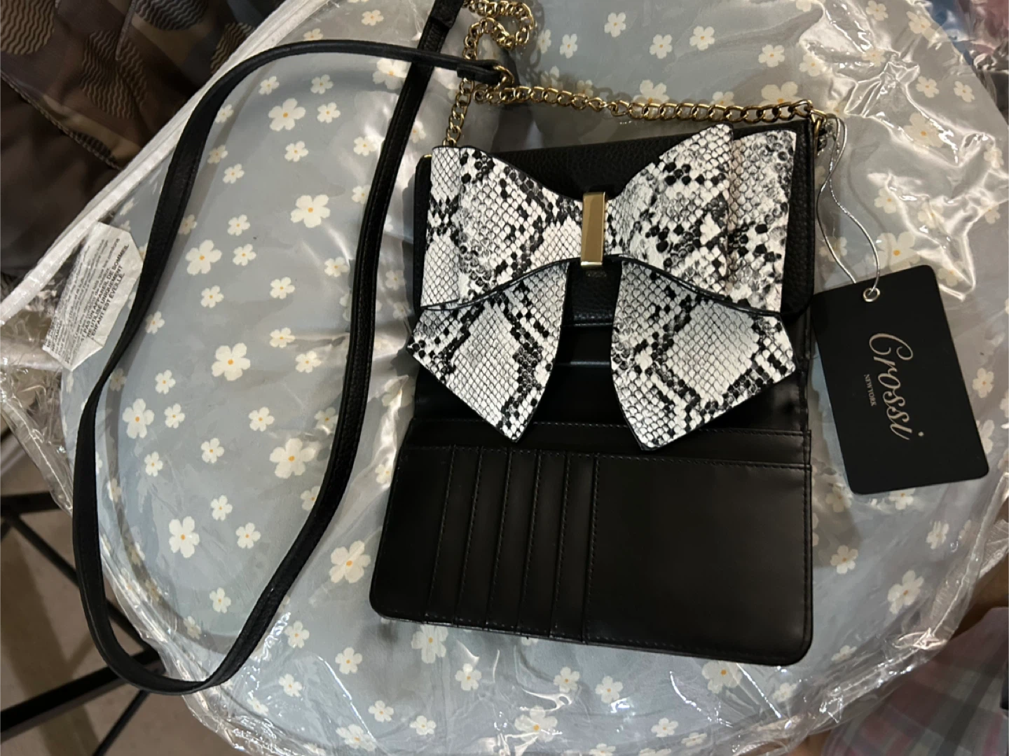 Crossi Black & Snakeskin Bow Crossbody Bag - New! - photo 2