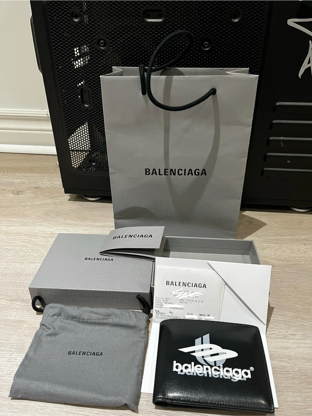 Balenciaga Black Leather Wallet - photo 4