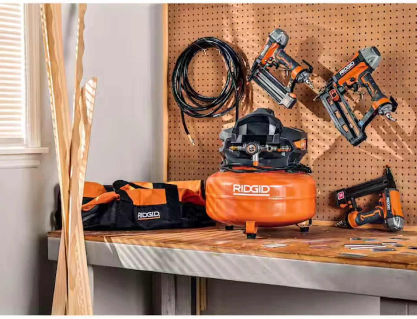 RIDGID 6 Gallon Air Compressor & 3-Tool Combo Kit - photo 5