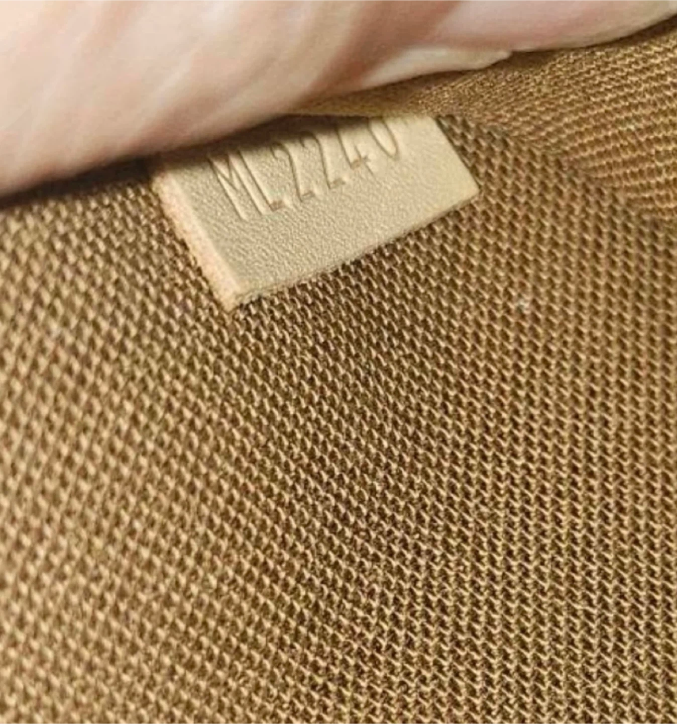 💯 Authentic Louis Vuitton Alma BB crossbody/top handle purse - photo 5