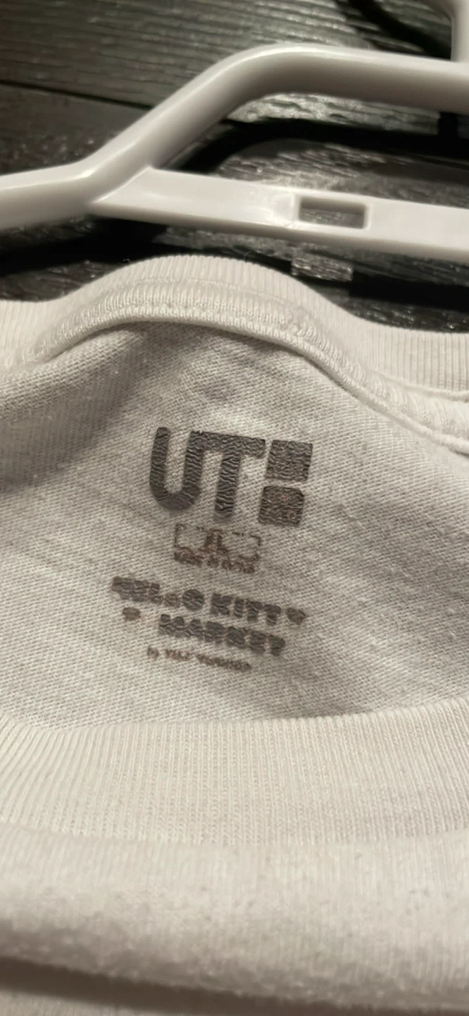 UT x Hello Kitty T-shirt - Size L - photo 3
