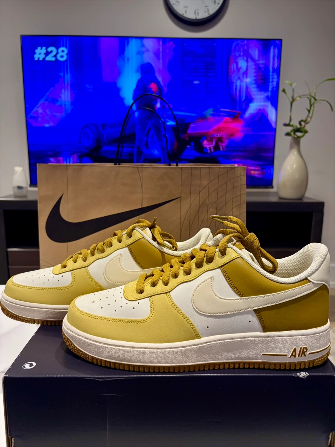 Nike Air Force 1 '07 Yellow/White US 10