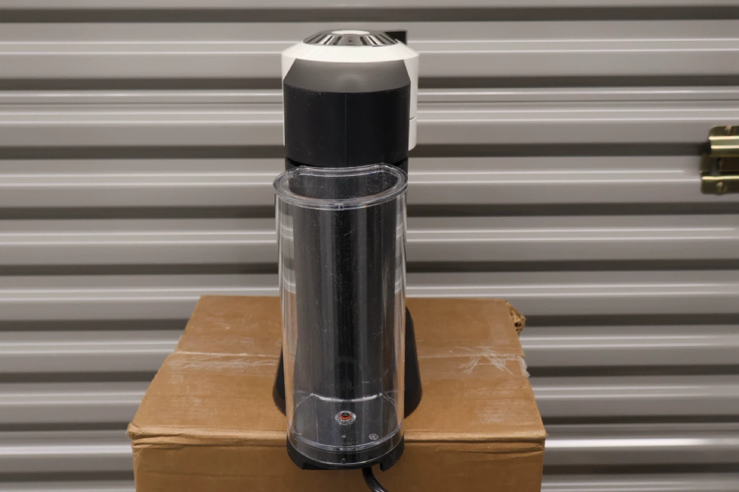 Nespresso Vertuo Next by De'Longhi and Milk Frother - photo 5