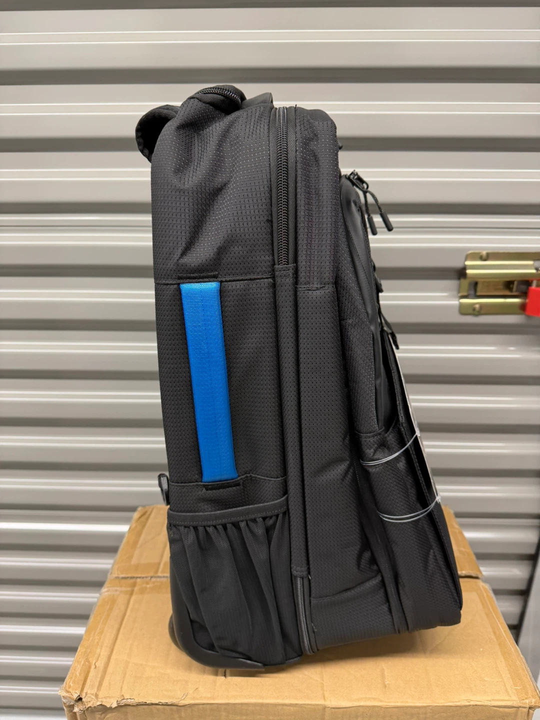 High Sierra Hi‑Life 3‑in‑1 Convertible Wheeled Backpack (17") - photo 3