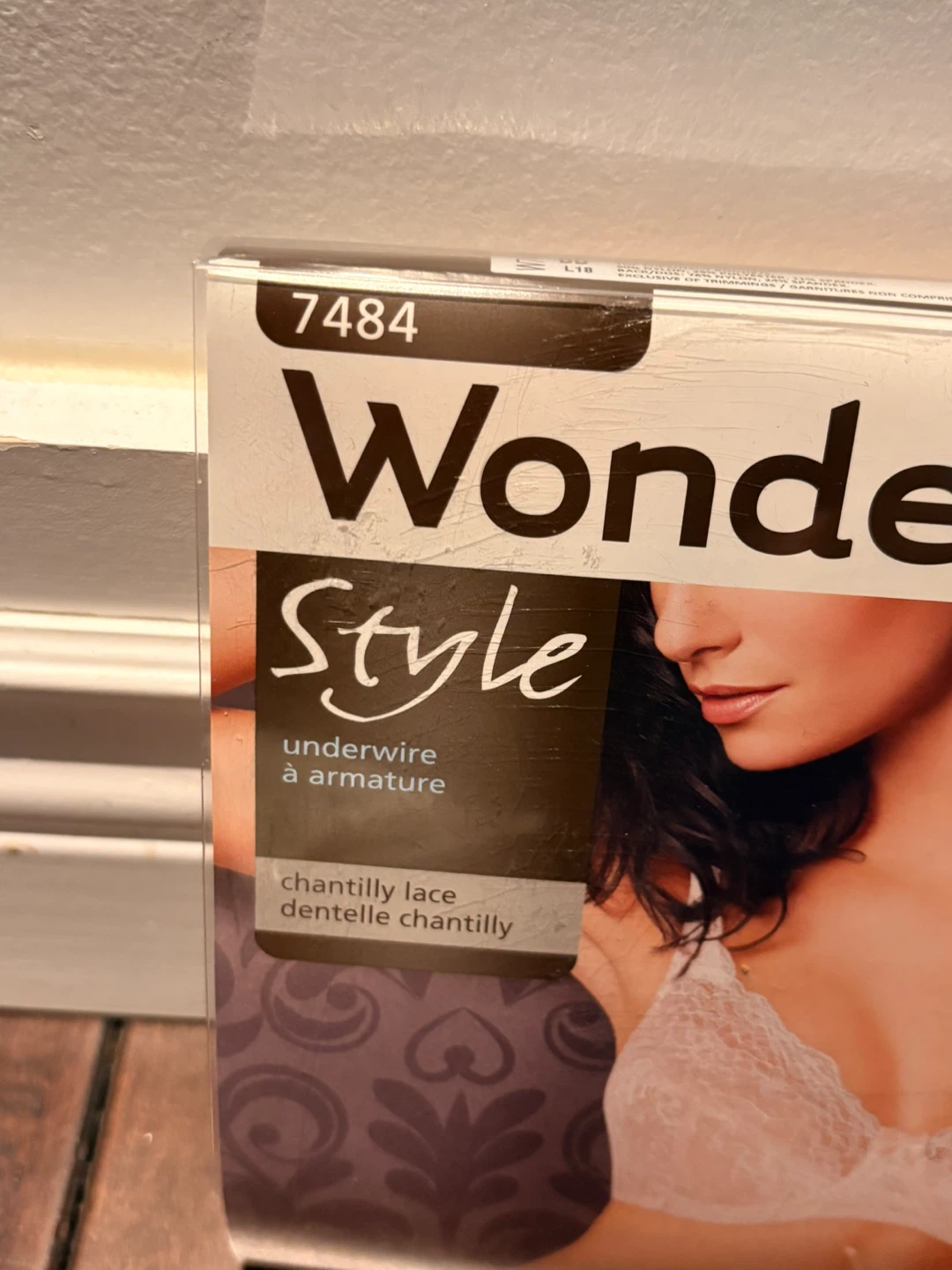WonderBra Style Chantilly Lace Underwire Bra 40DD - photo 2