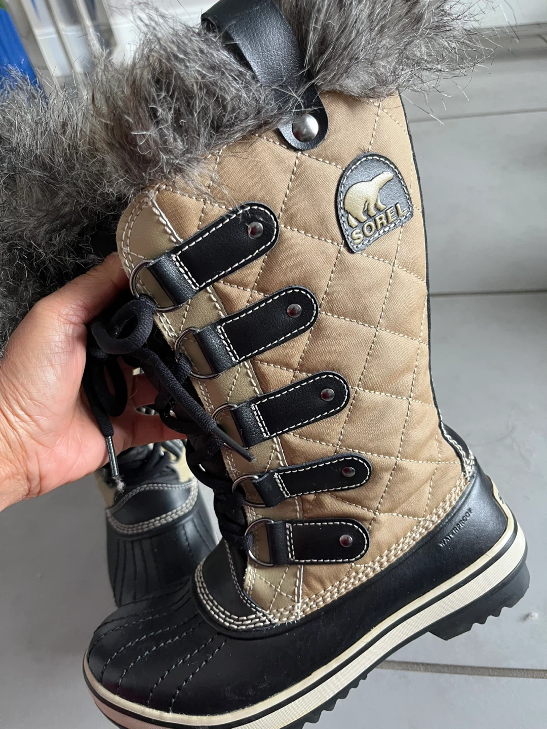 Joan of Arctic Sorel Winter Boots, Size 5.5 - photo 4
