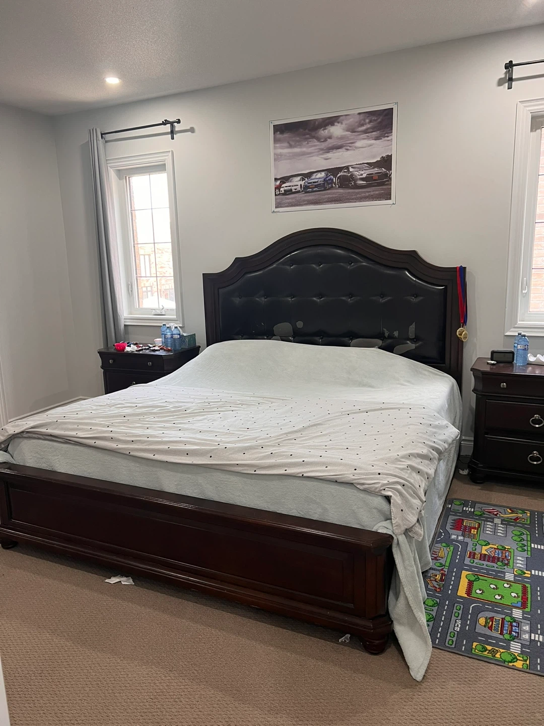 King size bed with 2 nigh stands and dresser chest