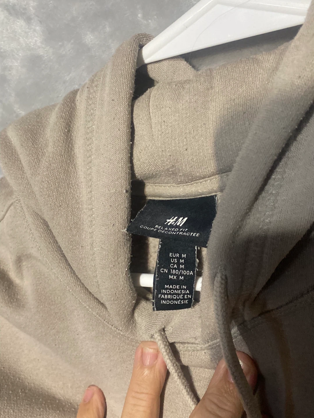 H&M Relaxed Fit Beige Hoodie - Size M - photo 2